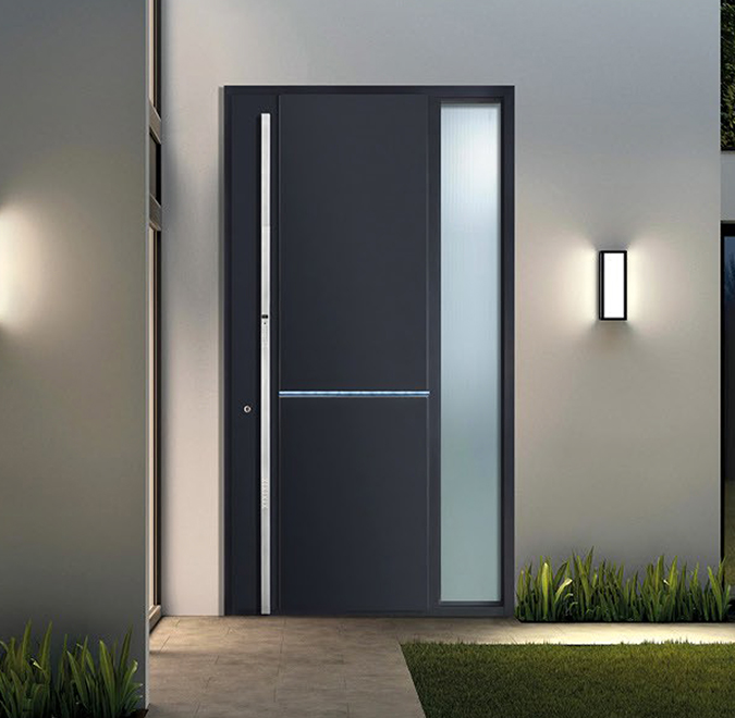 Intelligent entrance door